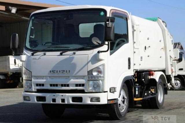 2015 Isuzu Elf Truck