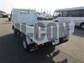 2023 Isuzu Elf Truck