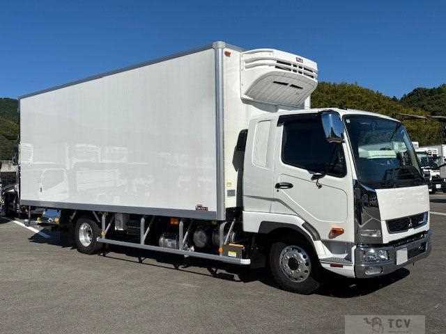 2025 Mitsubishi Fuso Fighter