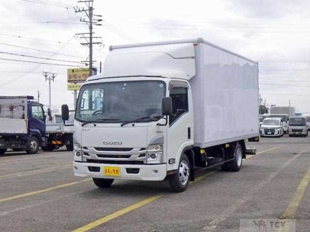 2022 Isuzu Elf Truck