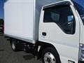 2016 Isuzu Elf Truck