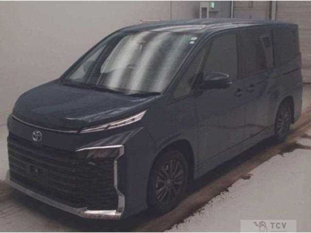 2023 Toyota Voxy