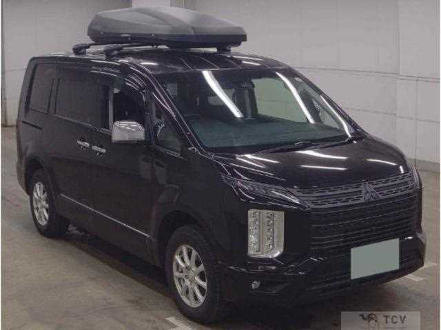 2022 Mitsubishi Delica D5