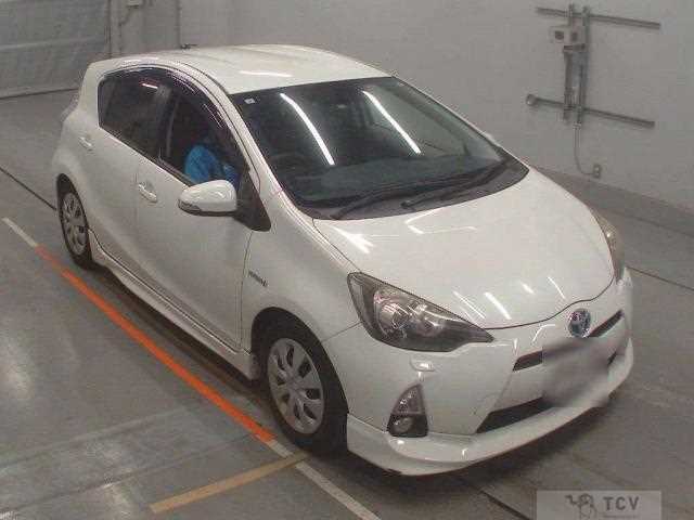 2013 Toyota AQUA
