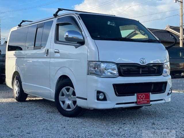 2013 Toyota Regiusace Van
