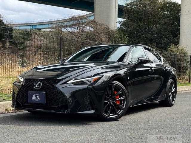 2024 Lexus IS