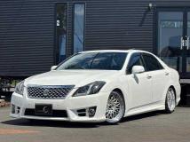 2011 Toyota Crown