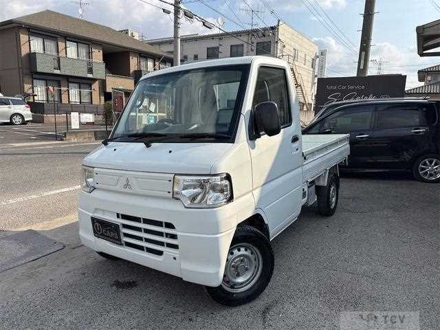 2013 Mitsubishi Minicab Truck