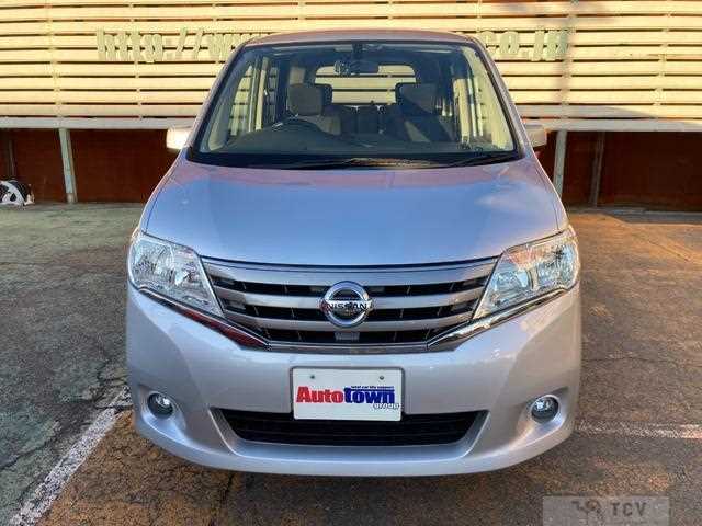 2013 Nissan Serena
