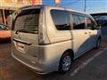 2013 Nissan Serena