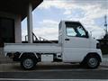 2010 Mitsubishi Minicab Truck