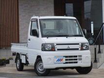 2010 Mitsubishi Minicab Truck