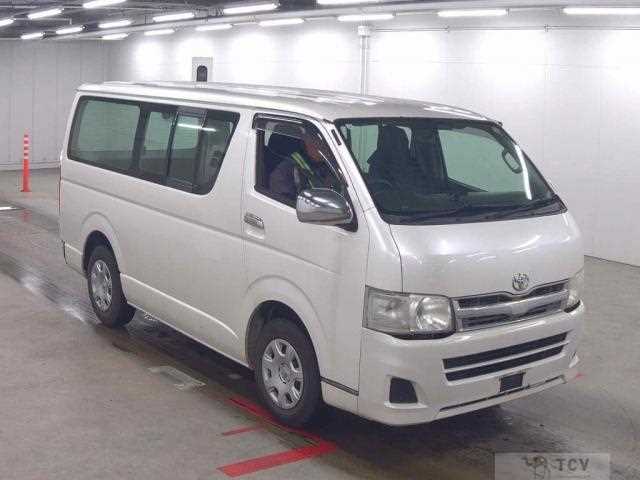 2004 Toyota Hiace Van