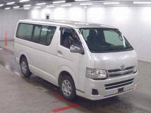 2004 Toyota Hiace Van
