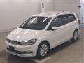 2016 Volkswagen Golf Touran