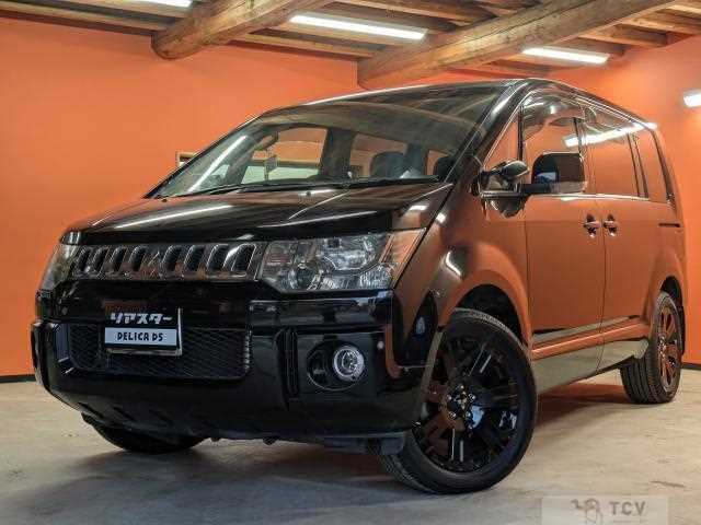 2013 Mitsubishi Delica D5