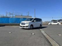 2014 Nissan Serena