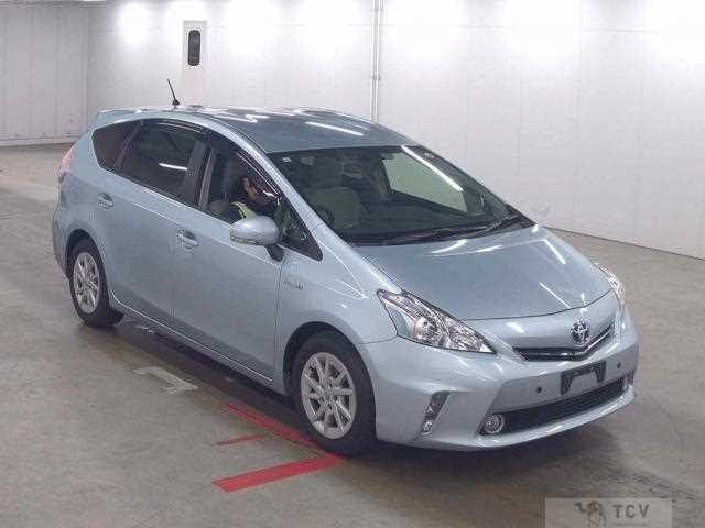 2013 Toyota PRIUS α