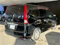 2005 Nissan Serena