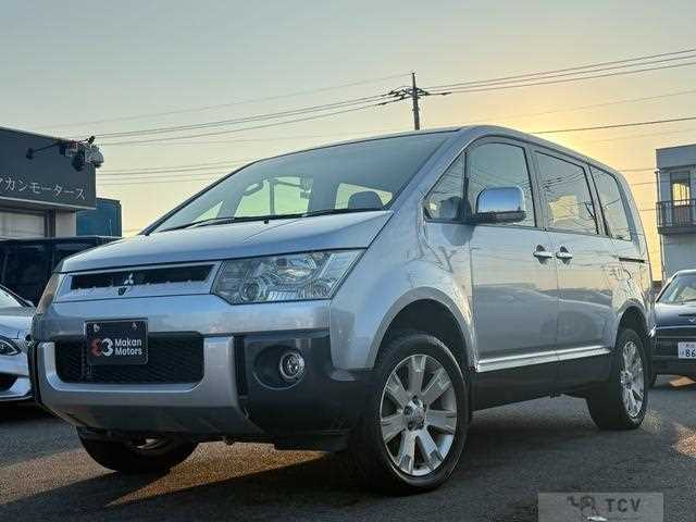 2010 Mitsubishi Delica D5