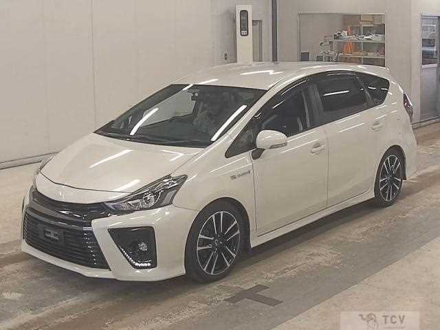 2016 Toyota PRIUS α
