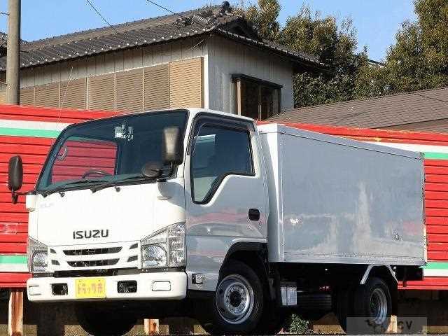 2017 Isuzu Elf Truck