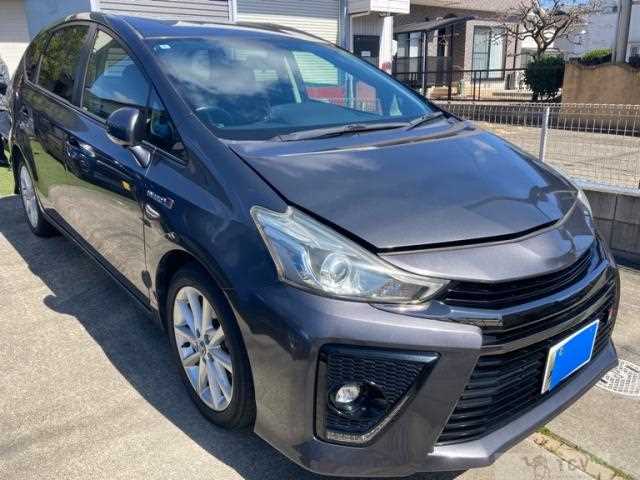 2016 Toyota PRIUS α