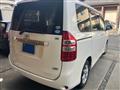2012 Toyota Noah