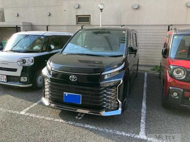 2024 Toyota Voxy