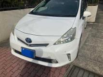 2012 Toyota PRIUS α