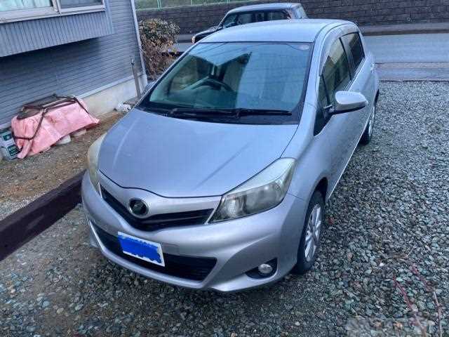 2012 Toyota Vitz