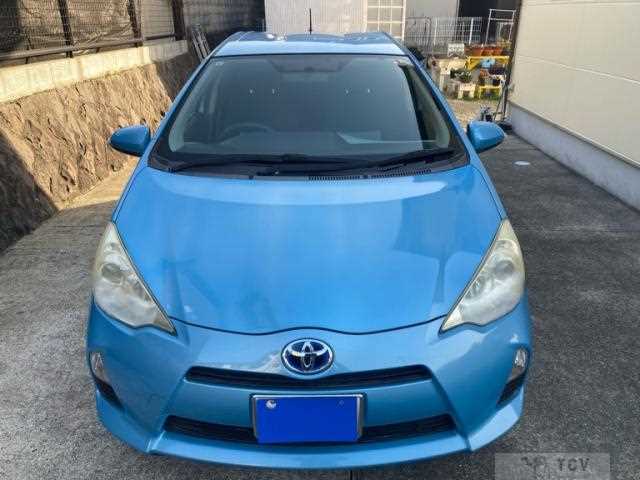 2013 Toyota AQUA
