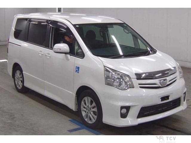 2012 Toyota Noah