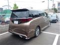 2024 Toyota Alphard Hybrid