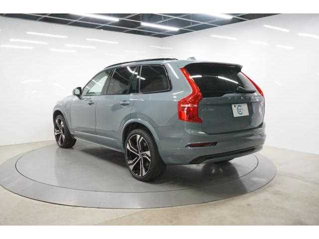 Volvo XC90 2023 — фото 3 купить в Москве