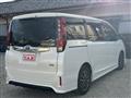 2015 Toyota Noah