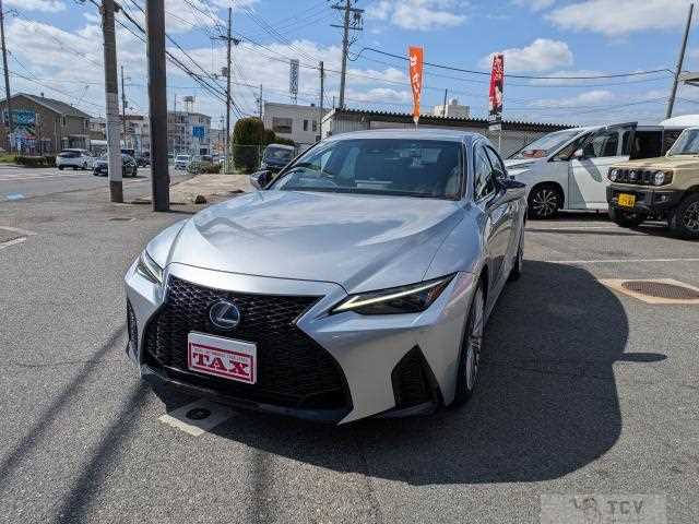 2020 Lexus IS