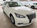 2016 Toyota Crown Hybrid
