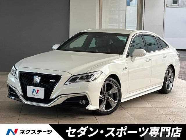 2018 Toyota Crown Hybrid