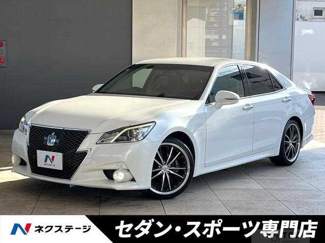 2014 Toyota Crown