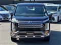 2019 Mitsubishi Delica D5