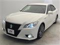 2013 Toyota Crown Hybrid