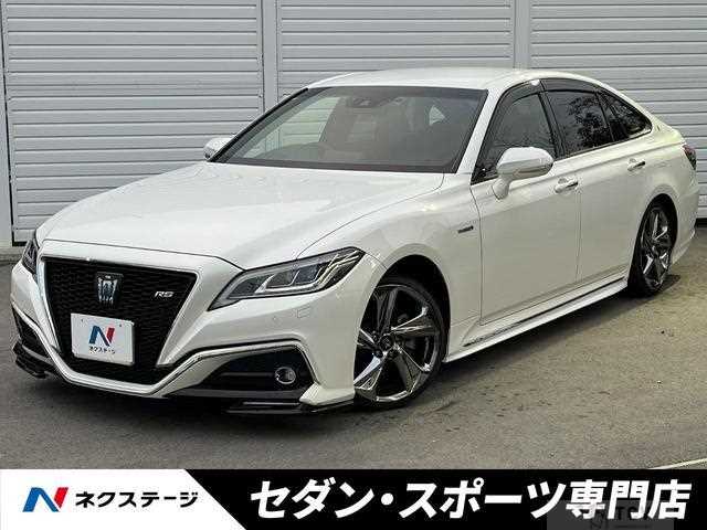 2018 Toyota Crown Hybrid
