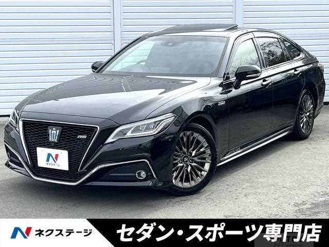 2019 Toyota Crown Hybrid