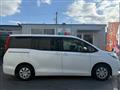 2015 Toyota Noah