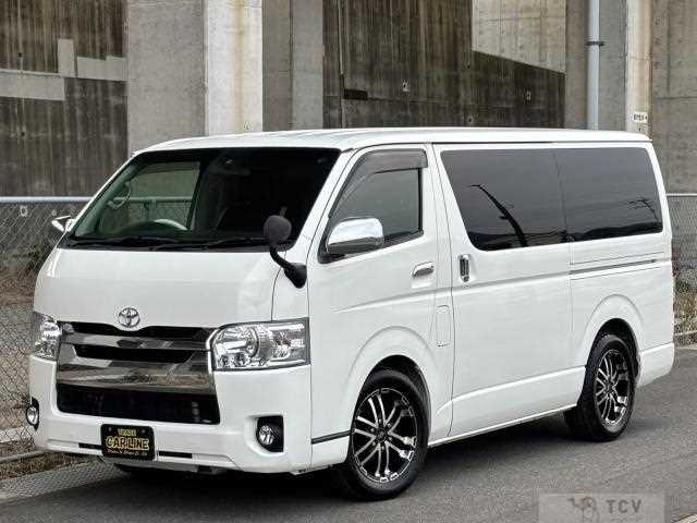2005 Toyota Hiace Van