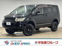 2012 Mitsubishi Delica D5