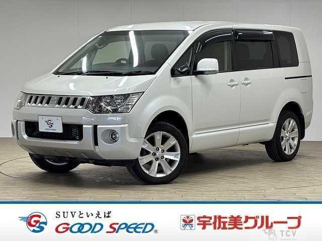 2016 Mitsubishi Delica D5
