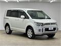 2016 Mitsubishi Delica D5