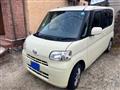 2011 Daihatsu Tanto